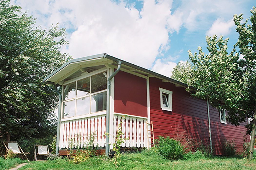 Wie lebt es sich wirklich in einem Tiny House? Ein Besuch auf dem Land im Tinyhaus. Wie wohnt man in einem Minihaus?