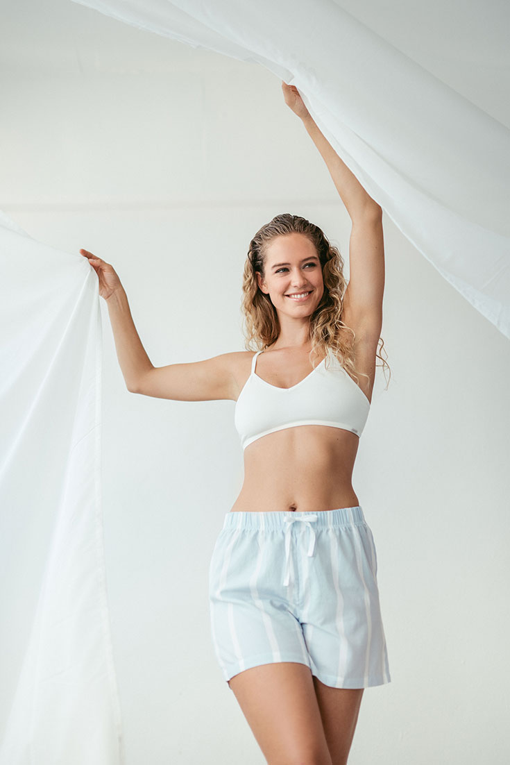 40 Jahre Living Crafts – Ein Hoch auf diese Fair Fashion Basics. Der Öko-Pionier feiert Jubiläum und deshalb gibt es Sonderpreise auf die Naturtextilien, Naturmode aus Naturmaterialien. Nachhaltige Mode zu günstigen Preisen.