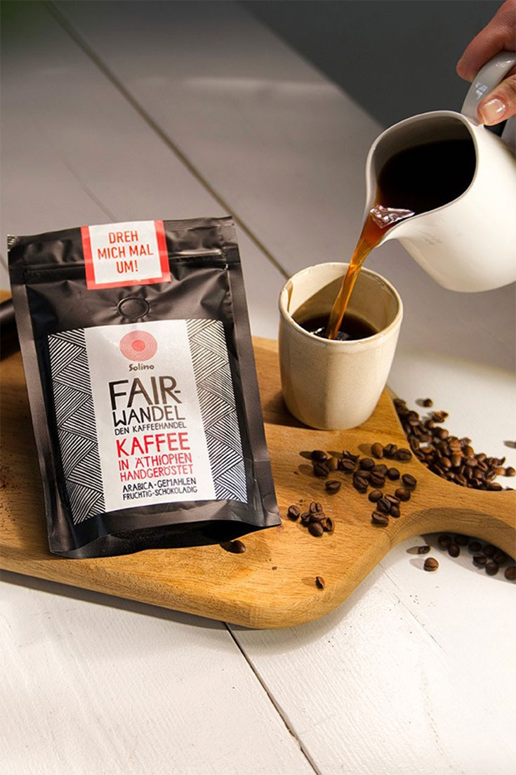 Nachhaltiger und Fairtrade Kaffee – Welcher Bio Kaffee ist der beste? Wir stellen die besten Kaffee Marken vor, die fairen Kaffee anbieten: Sozial, faire Bezahlung von Kaffeebauern und Kleinbauern: Solino. Kein Koffein? Dann trinkt Getreidekaffee, Lupinenkaffee oder Falscher Kaffee .