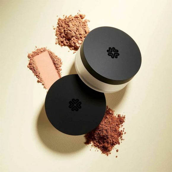 Naturkosmetik Puder im Test Die besten natürlichen Mineralpuder