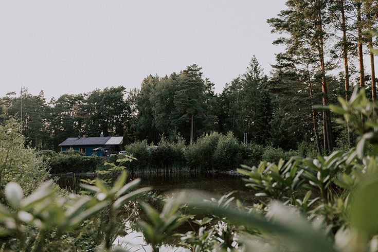 Zurück zur Natur – Eine entspannte Auszeit bei Wildwood Camping. Nachhaltiges Camping auf einem Naturcampingplatz in der Lüneburger Heide, im Harz, auf Rügen oder der Uckermark. Ecocamping zertifiziert. Hier kommt unser Erfahrungebericht